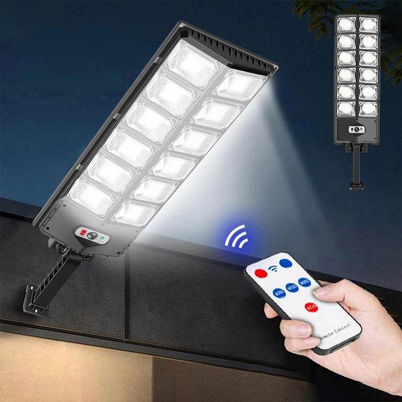 Large Solar Powered Street Light - DMC Wholesale
