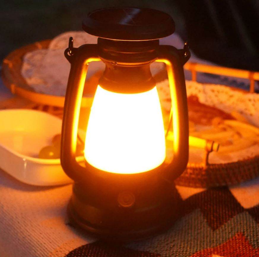 Wide Angle Retro Lamp - DMC Wholesale