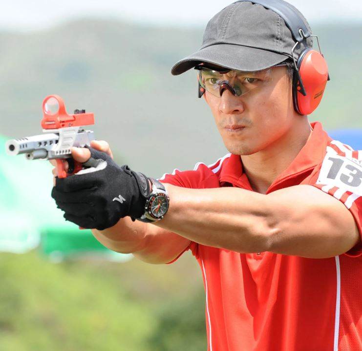 Adjustable Ear Muff Hearing Protection - DMC Wholesale