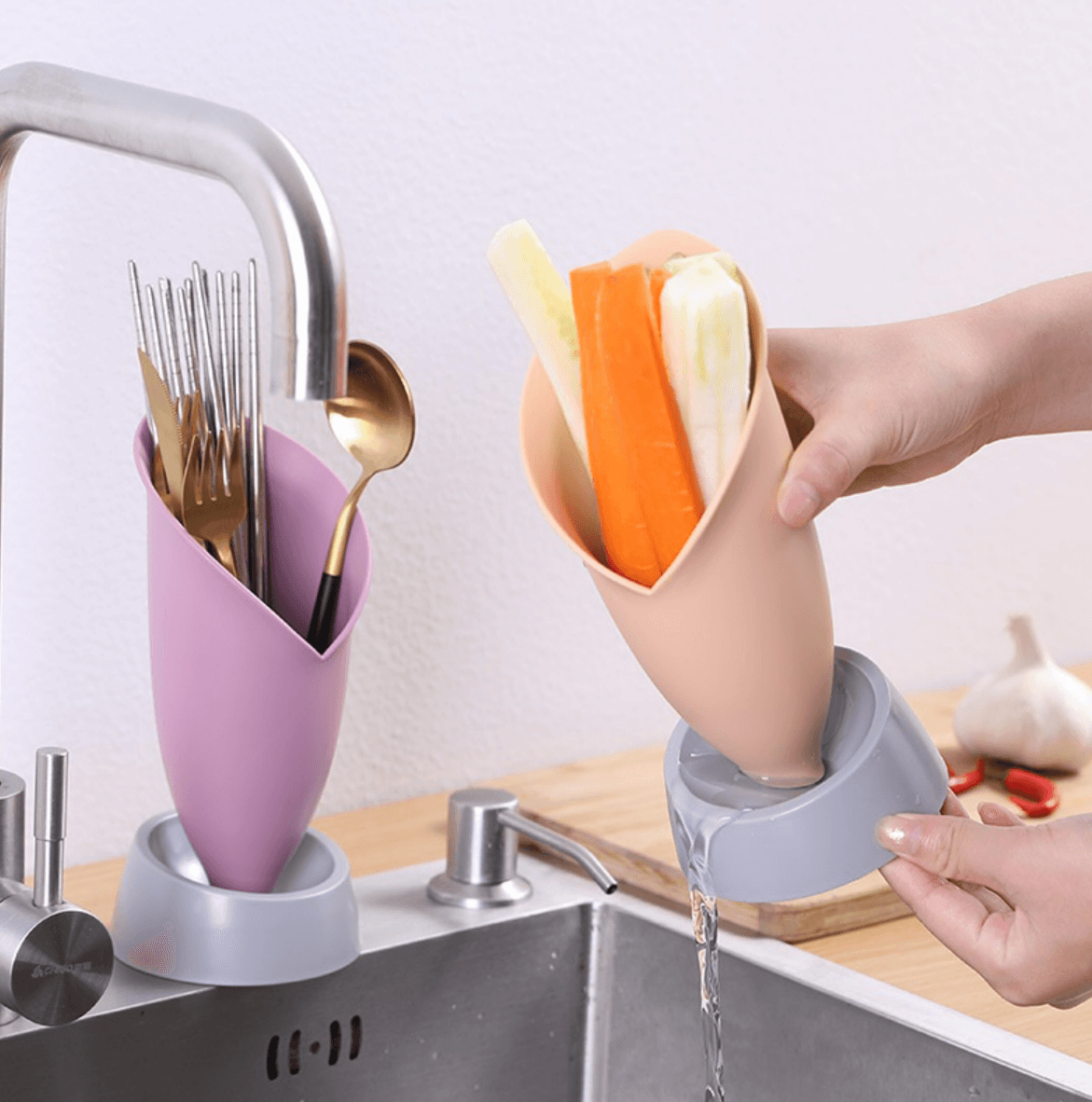 Multifunctional Cutlery And Decorative Holder - DMC Wholesale