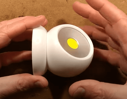 360 Rotatable Magnetic Lamp (Each) - DMC Wholesale